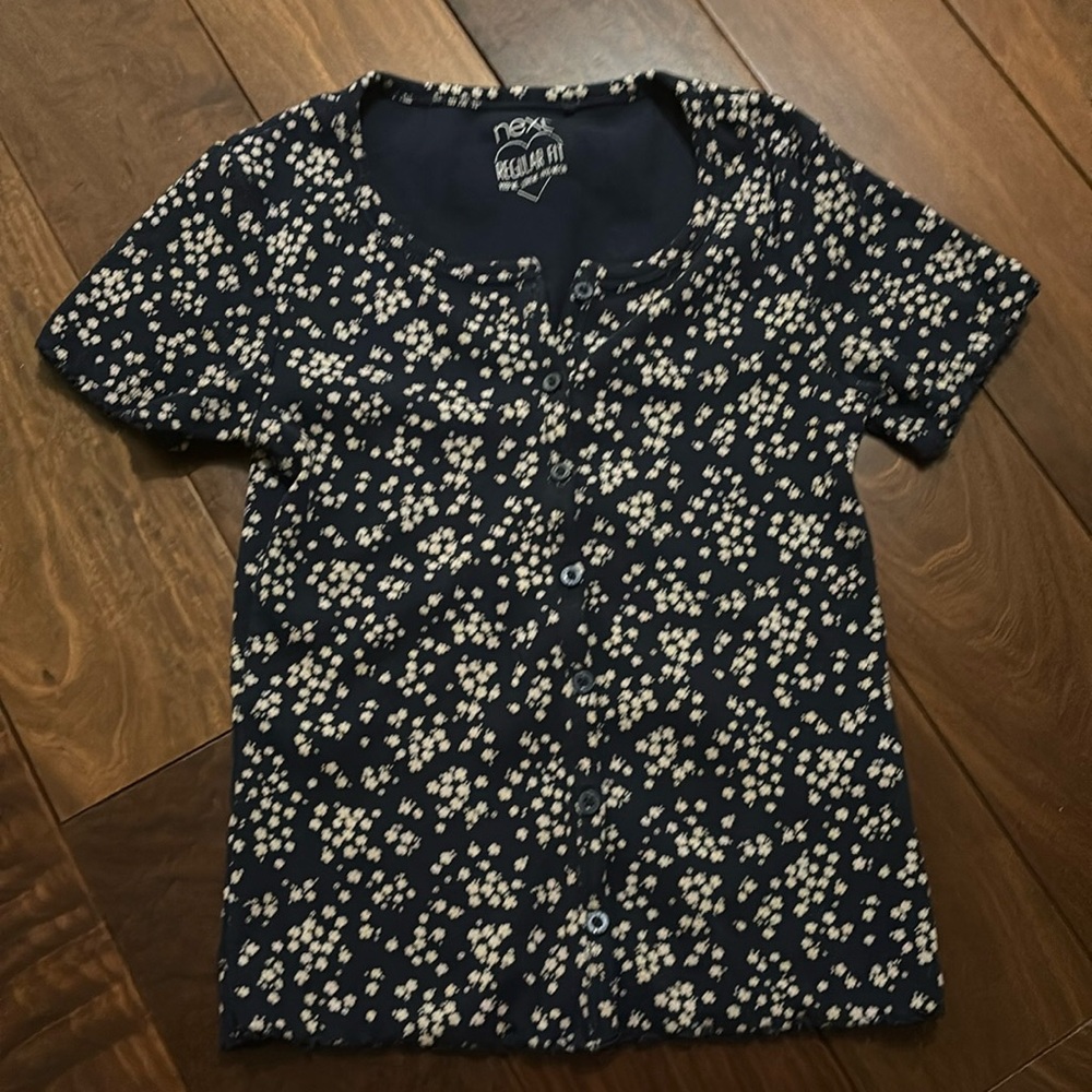 Ribbed scoop neck tshirt